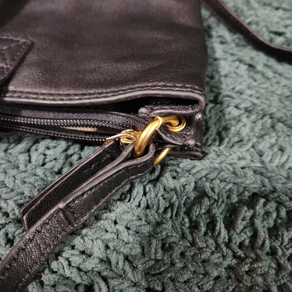 Margot New York Black Leather Crossbody Bag - Picture 11 of 15